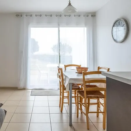 Appartement Thermale Et De Tourisme Les Acacias 6 *